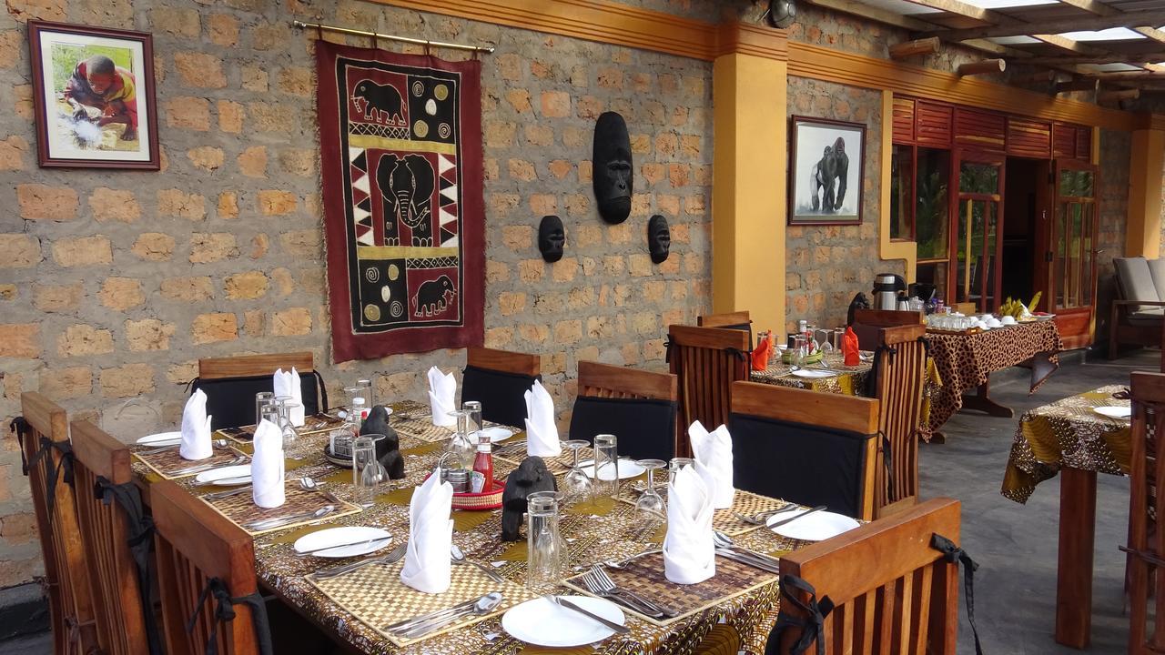 Lake Mulehe Gorilla Lodge 키소로 외부 사진